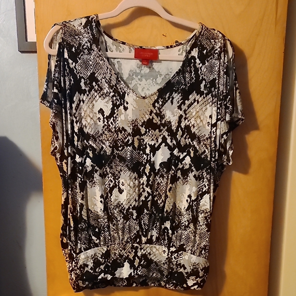 Stylish Women's Snake Print Top